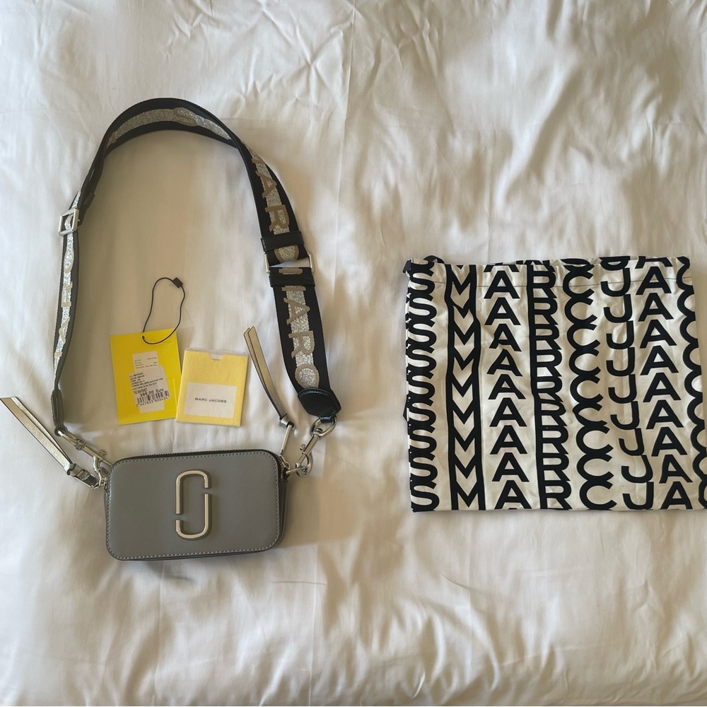 Marc Jacobs The Snapshot - Wolf Grey Multi - Picture 3 of 16